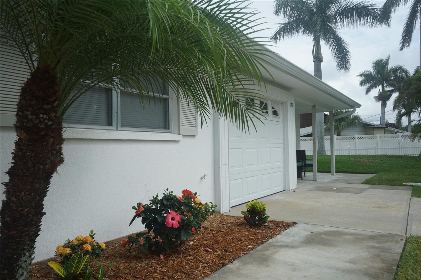 ACREAGE & UNREC - Residential Lease