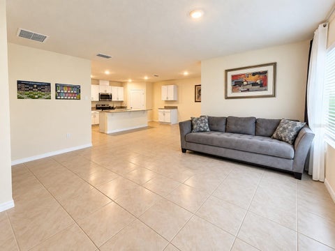 17089 Edgemont Lane, Clermont, FL 34714