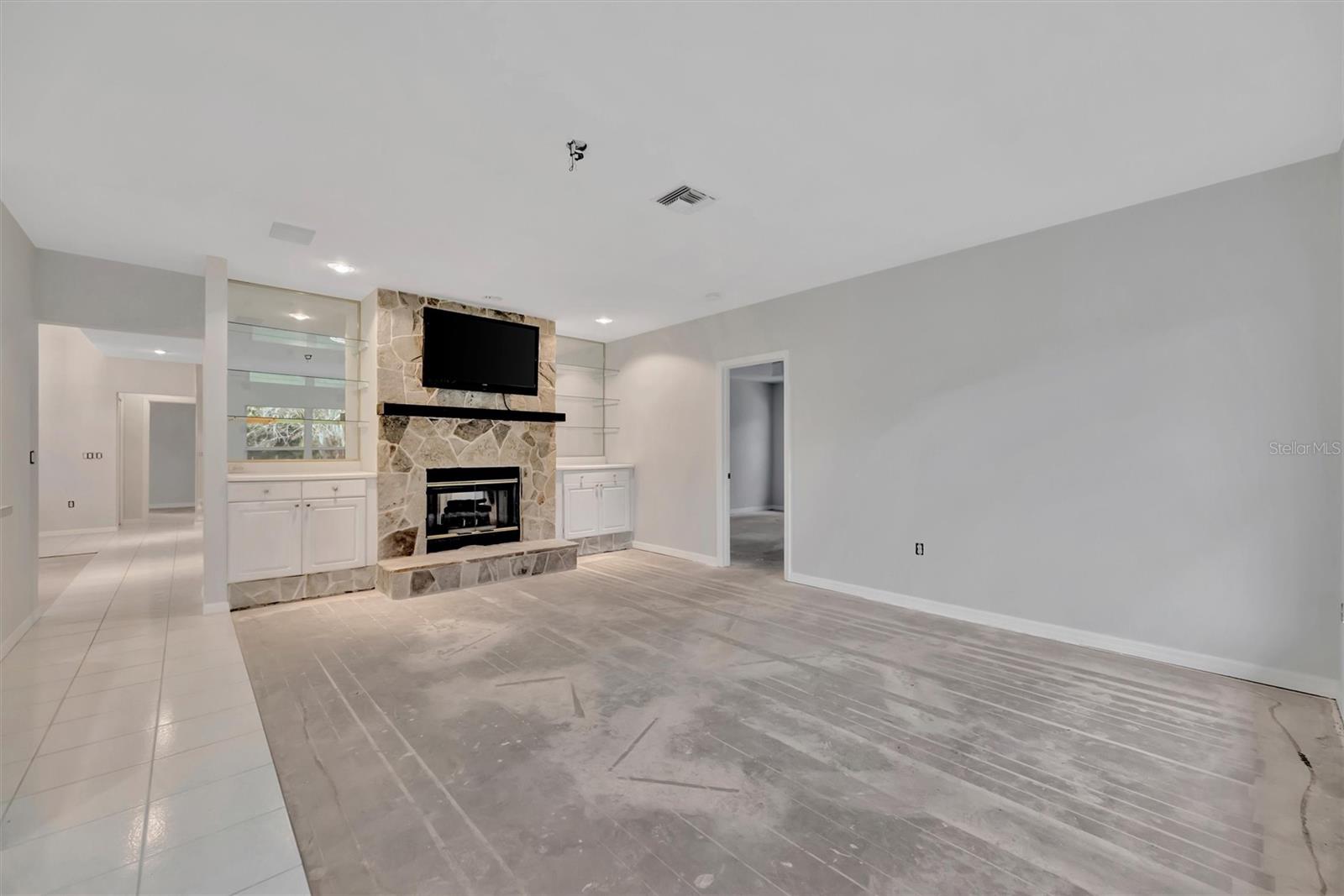 MOTE RANCH VILLAGE I - Residential