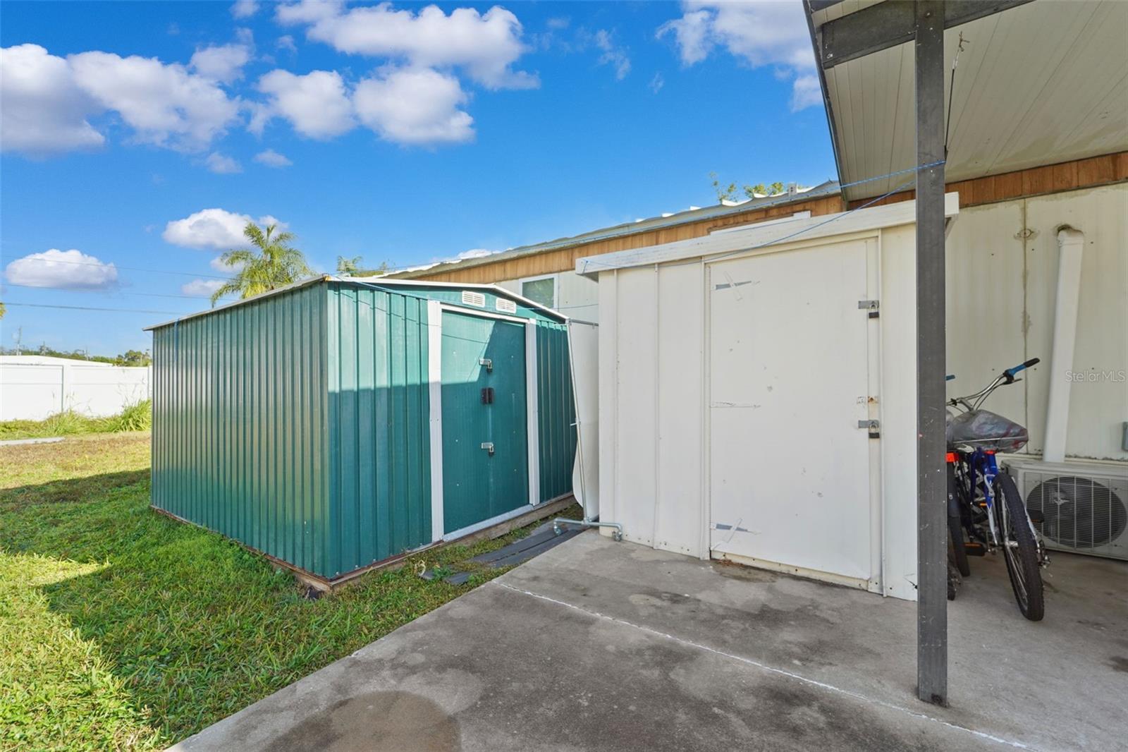 PINE LANE - Residential