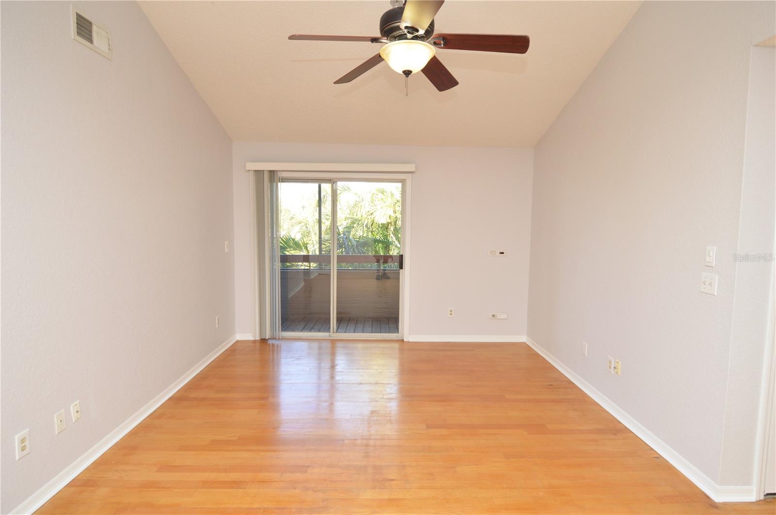 ITOPIA PRIVATE RESIDENCES CONDO - Residential Lease