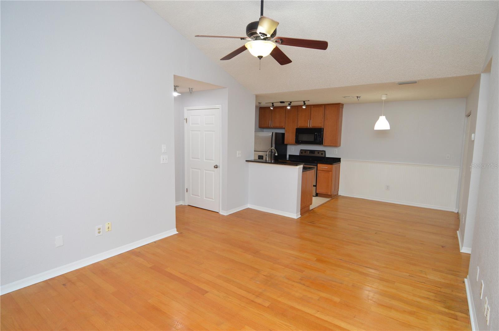 ITOPIA PRIVATE RESIDENCES CONDO - Residential Lease