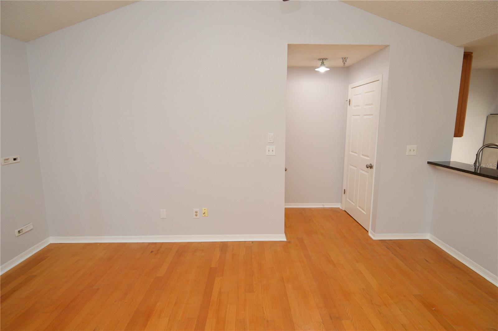 ITOPIA PRIVATE RESIDENCES CONDO - Residential Lease