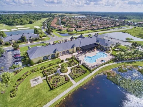 A home in LAKE WALES