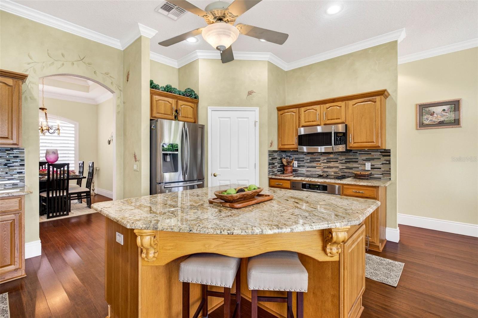 ENCLAVE OF WOODLAND WATERS,THE - Residential