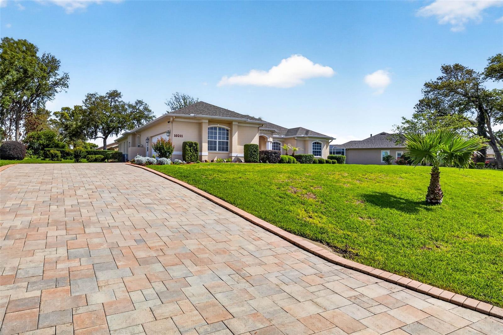 10211 RIDGE TOP LOOP