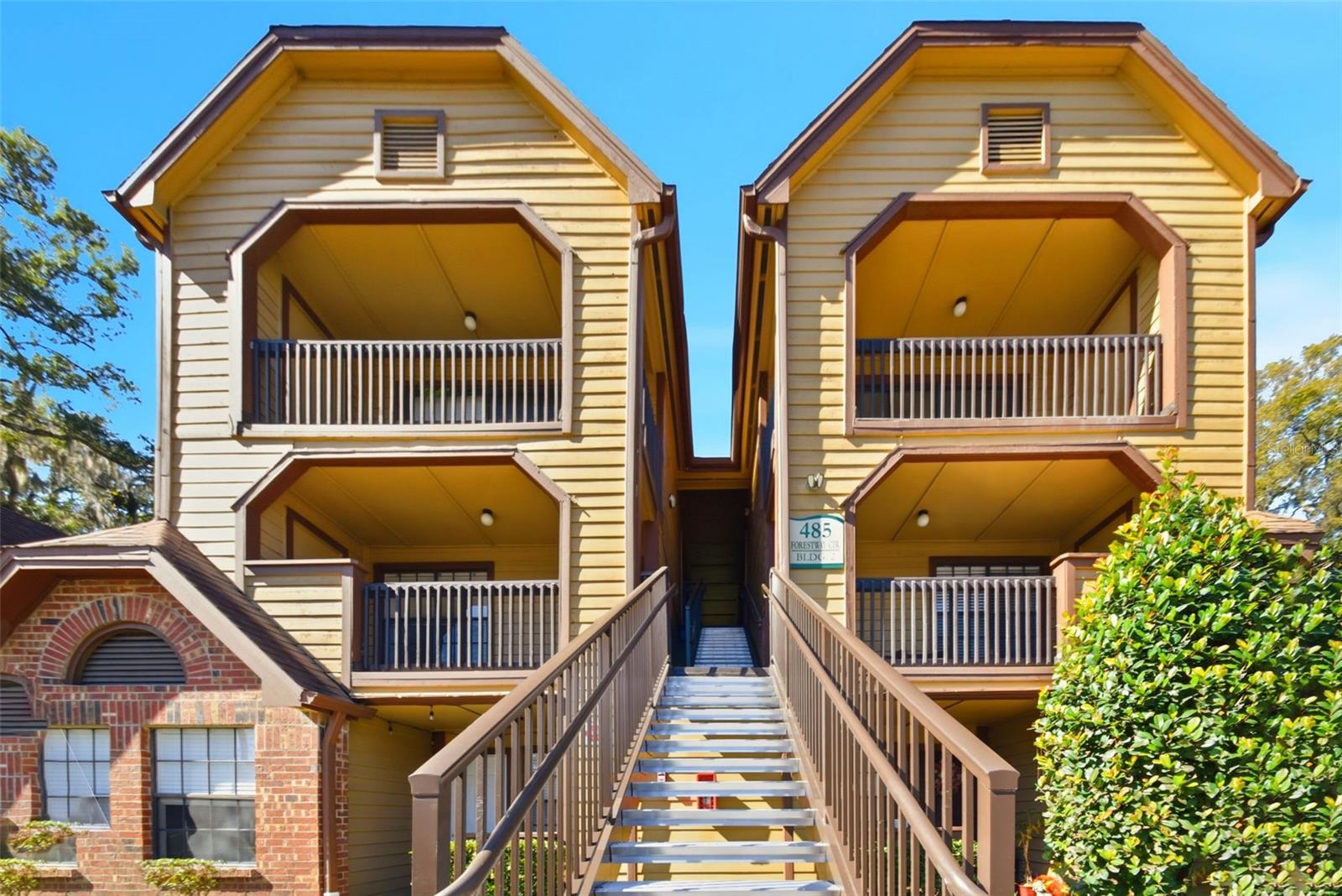 485 FORESTWAY CIRCLE 303