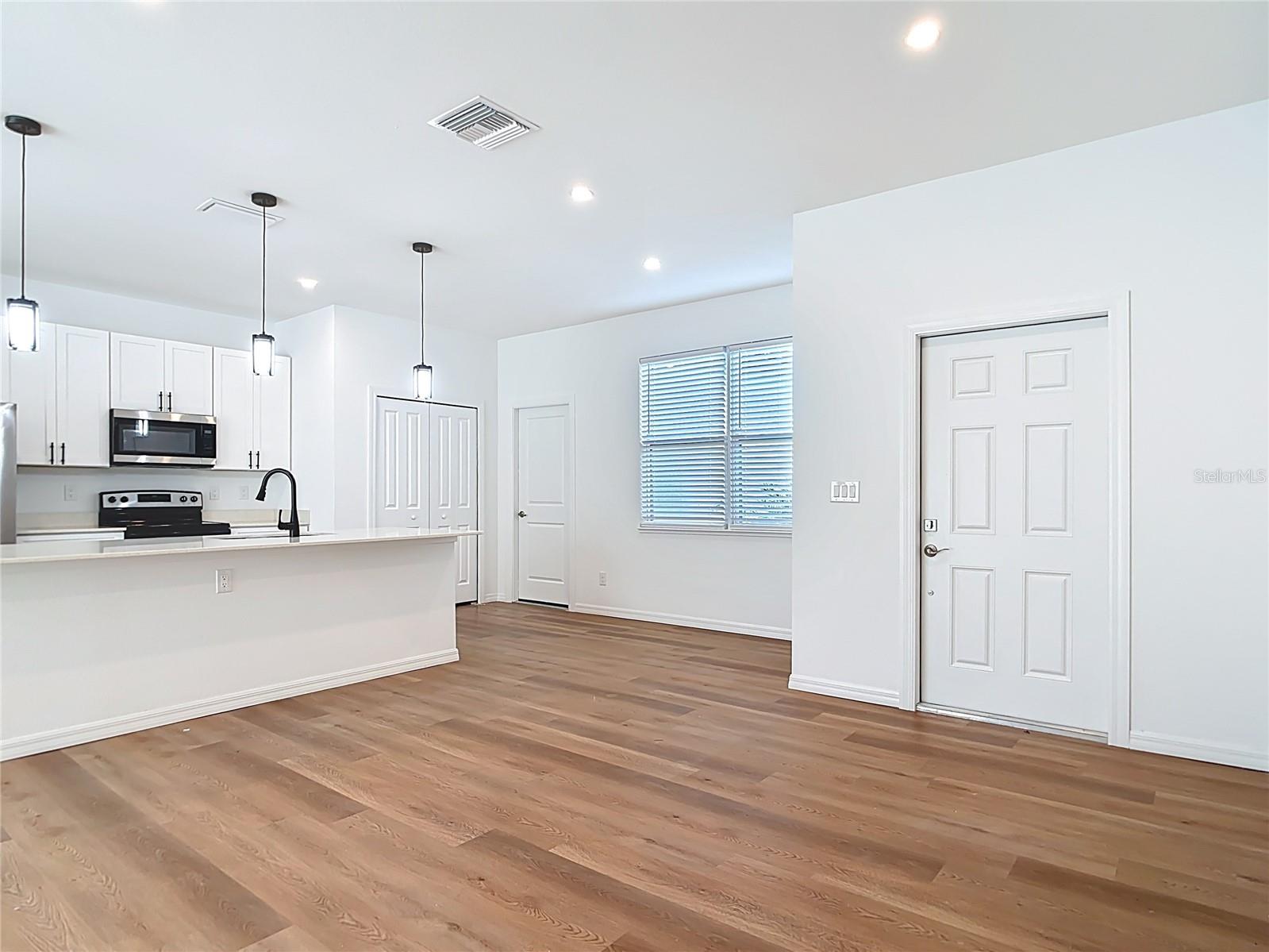 PORT CHARLOTTE SUB 16 - Residential Lease