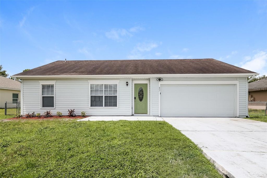Photo of 807 Savona Place, Kissimmee, FL 34758 (MLS # O6389968)