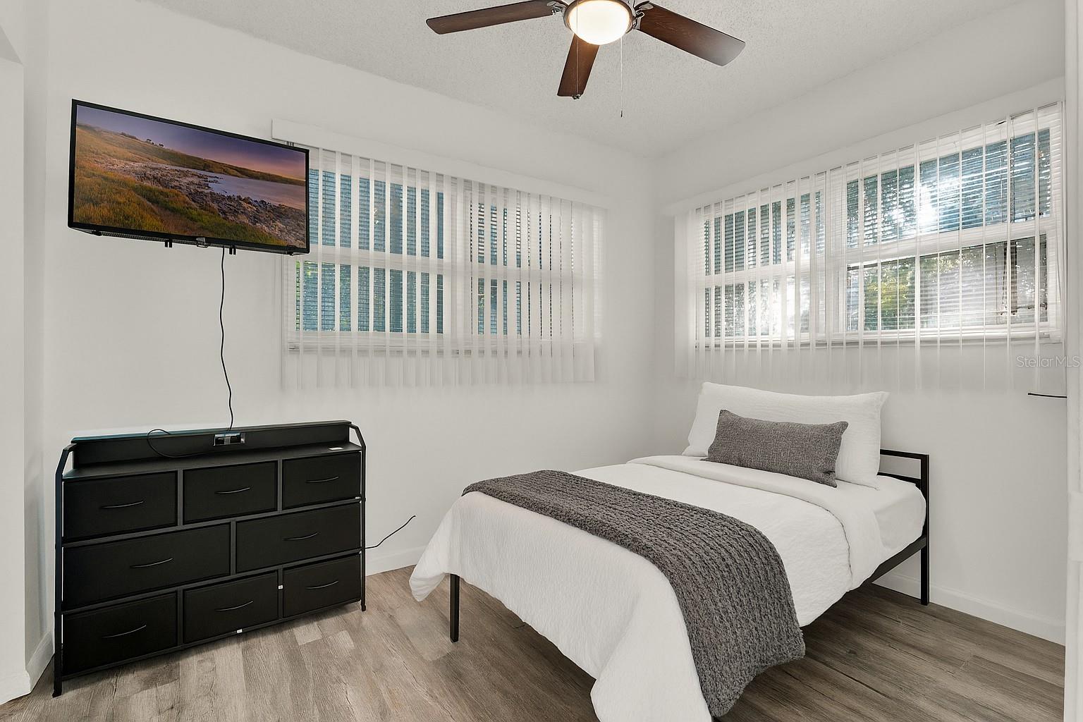 ROCK LAKE SHORES 1ST ADD - Residential