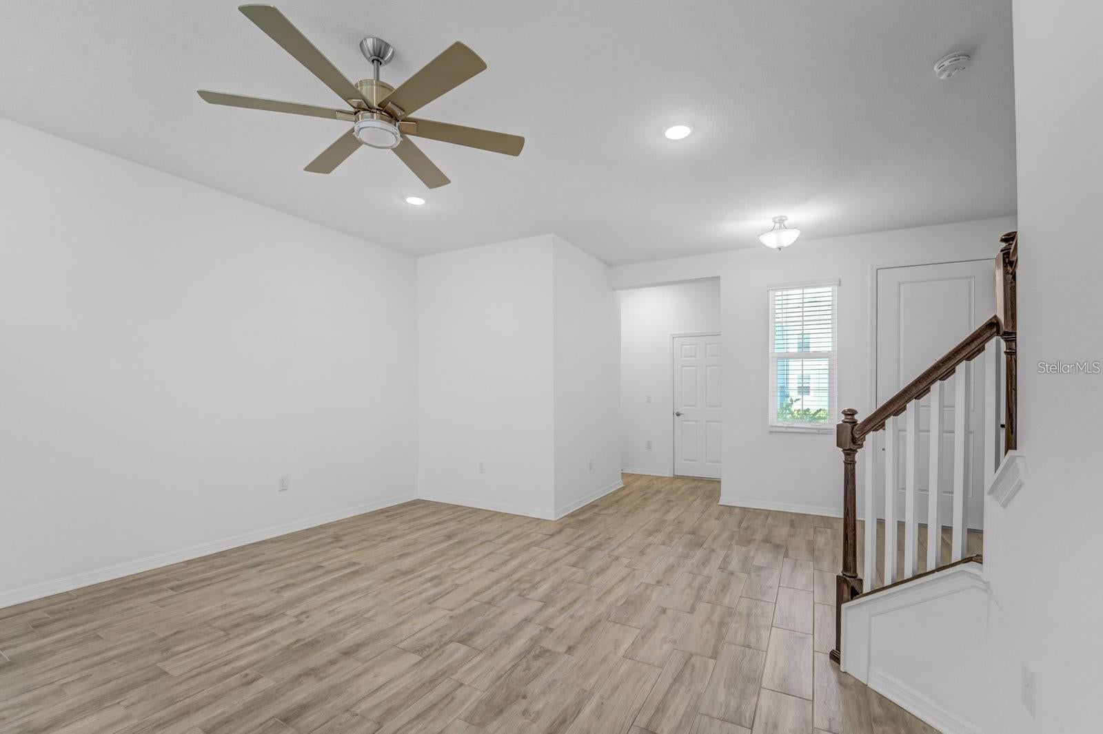 4044 VIA SIENNA CIRCLE