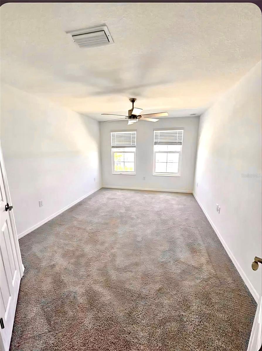 4044 VIA SIENNA CIRCLE