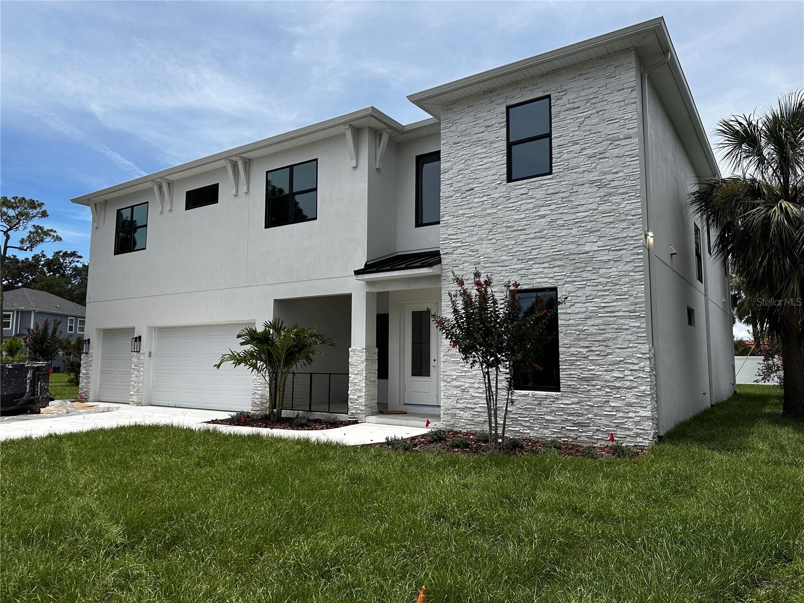 4009 W EUCLID AVENUE