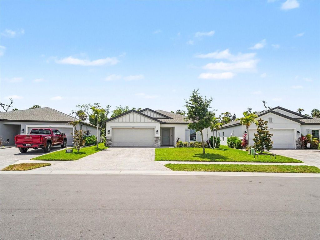 Photo of 5536 Patano Loop, Palmetto, FL 34221 (MLS # TB8509407)