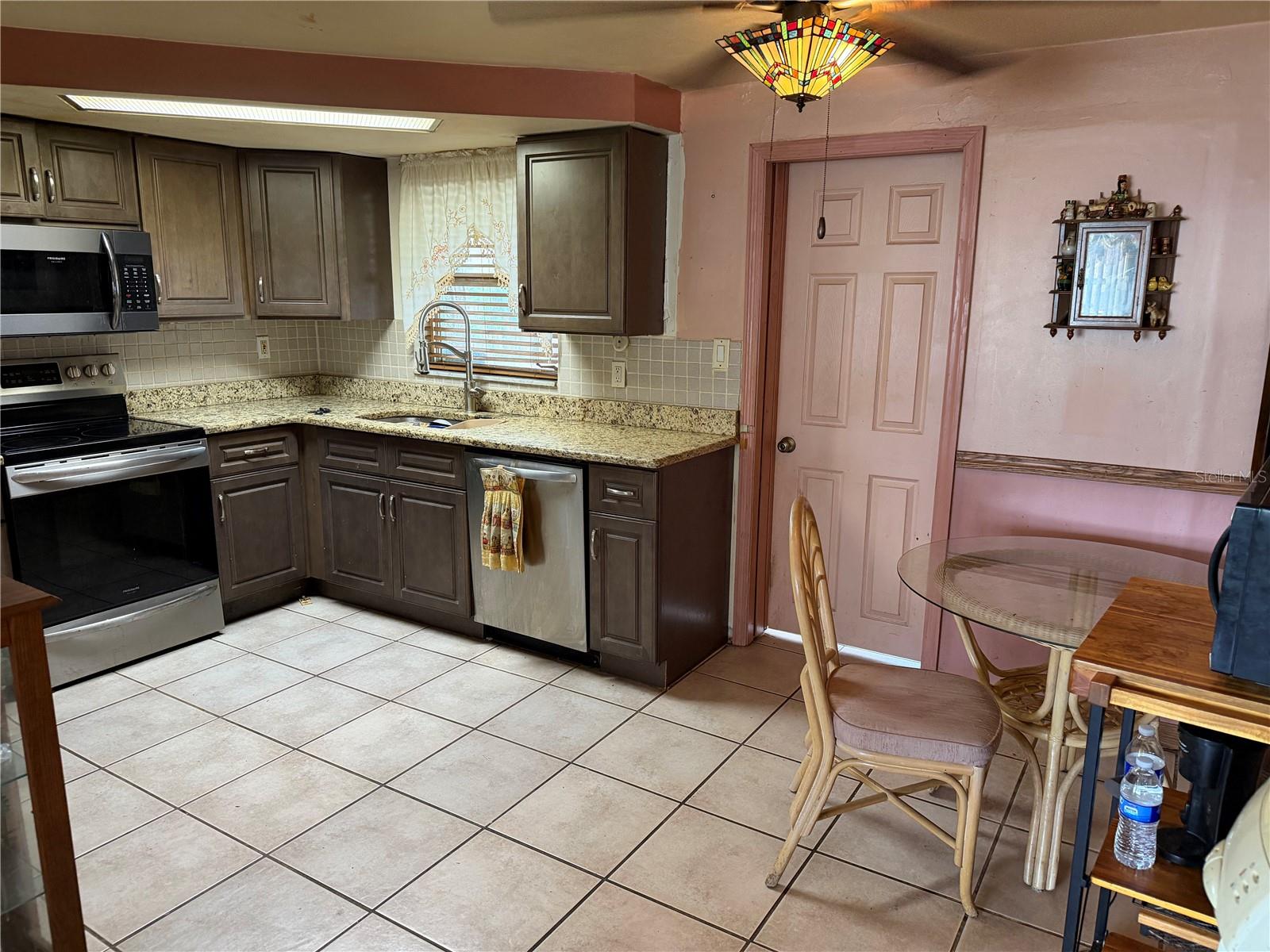 HOLIDAY LAKE ESTATES - Residential