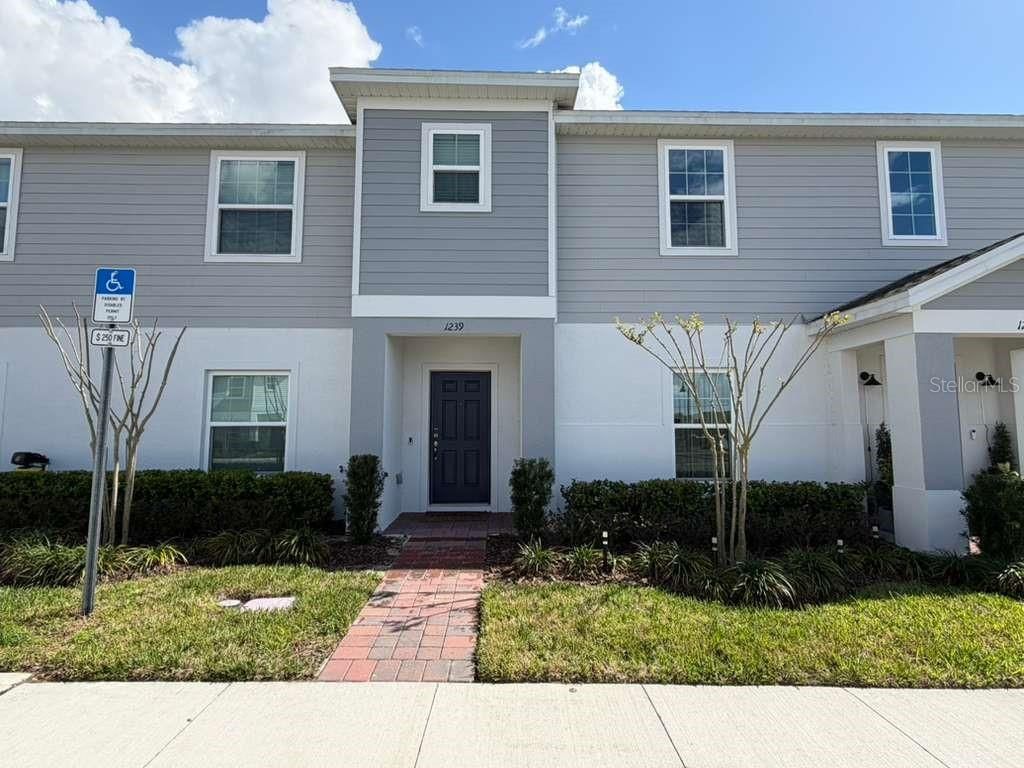 Photo of 1239 Sand Torch Circle, Davenport, FL 33837 (MLS # S5143700)