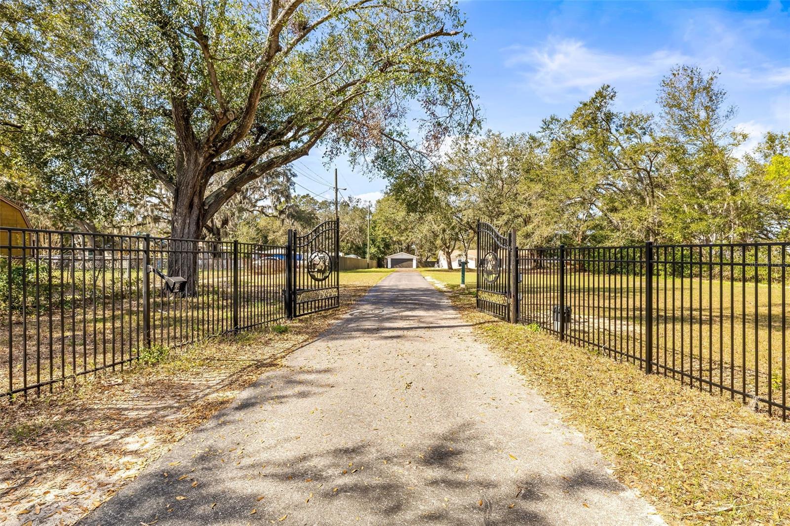 1122 S MULRENNAN ROAD