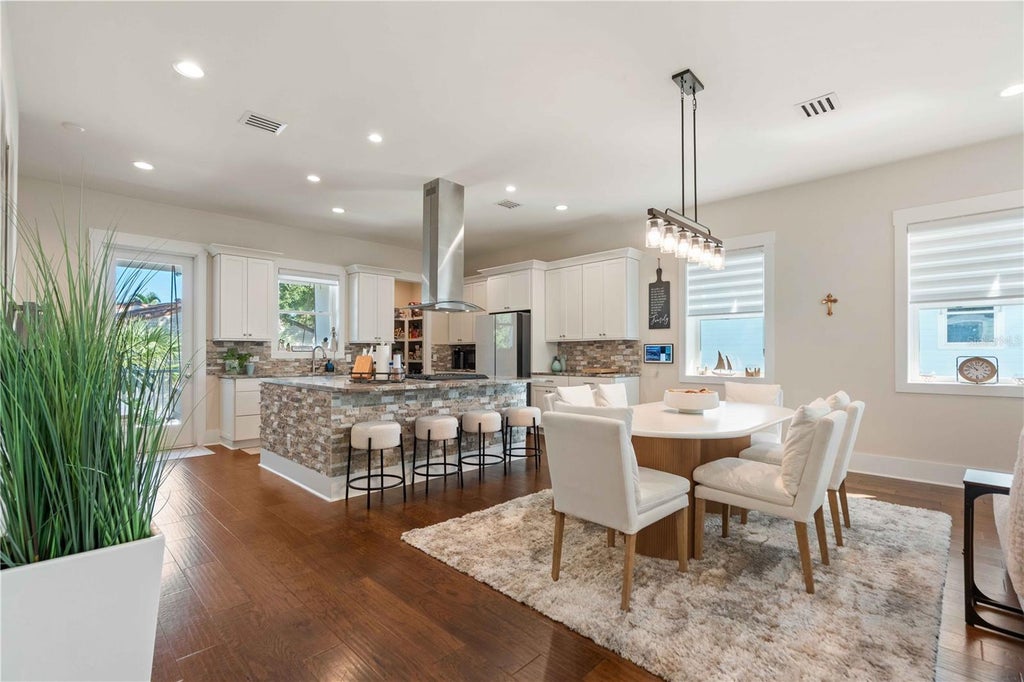 Photo of 1413 Bayshore Boulevard #2, Dunedin, FL 34698 (MLS # TB8557324)