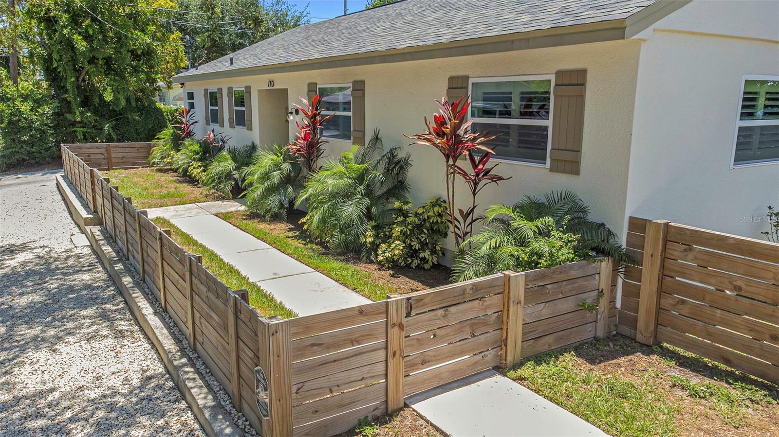 HARPER TERRACE - Residential