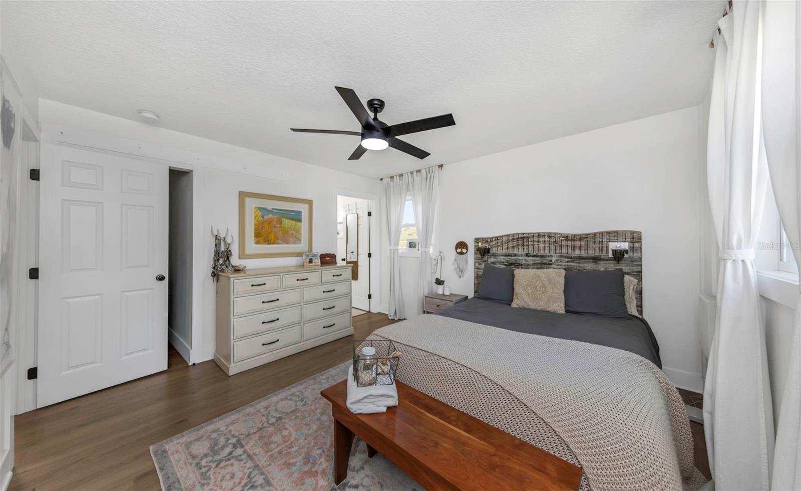 HARPER TERRACE - Residential