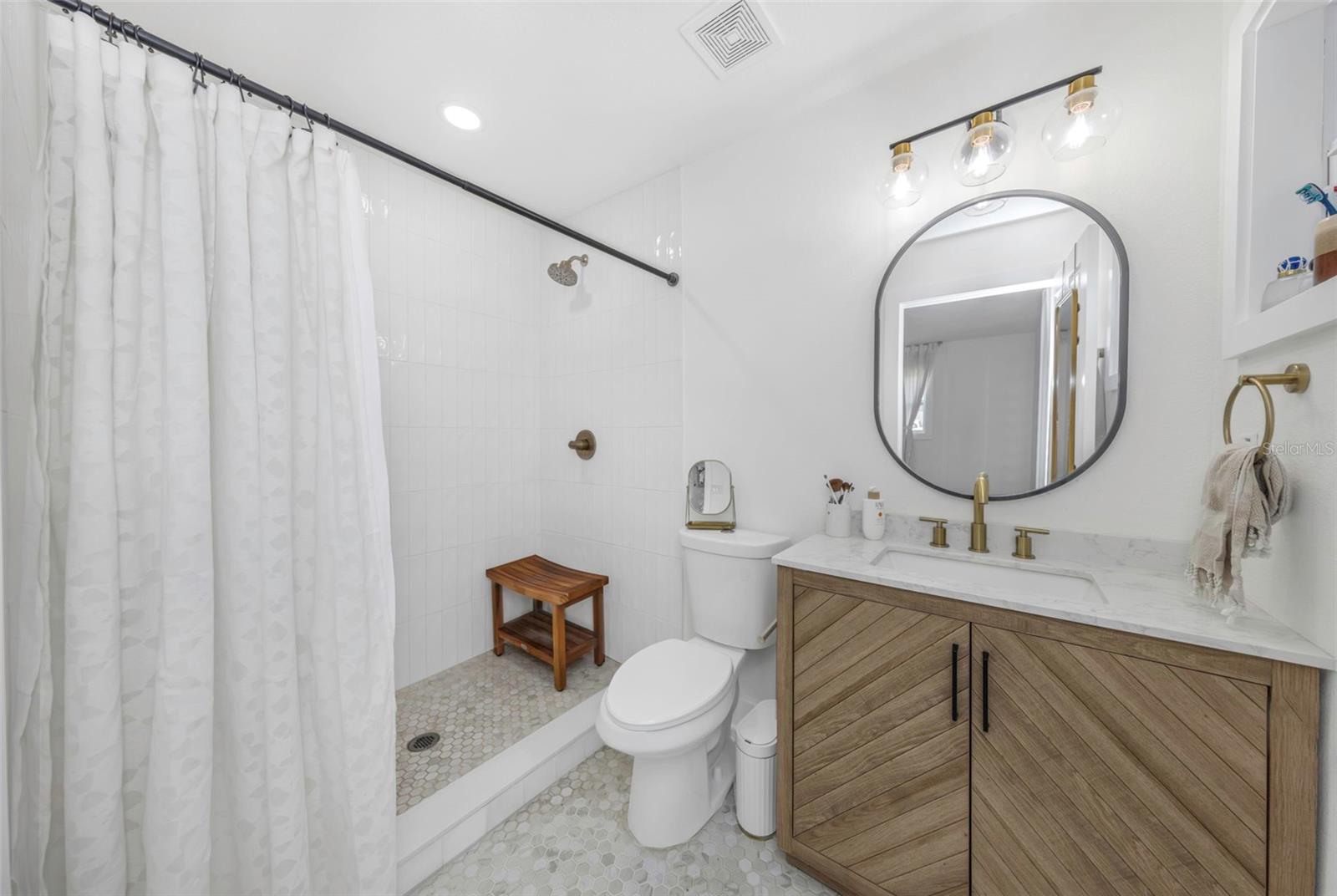 HARPER TERRACE - Residential