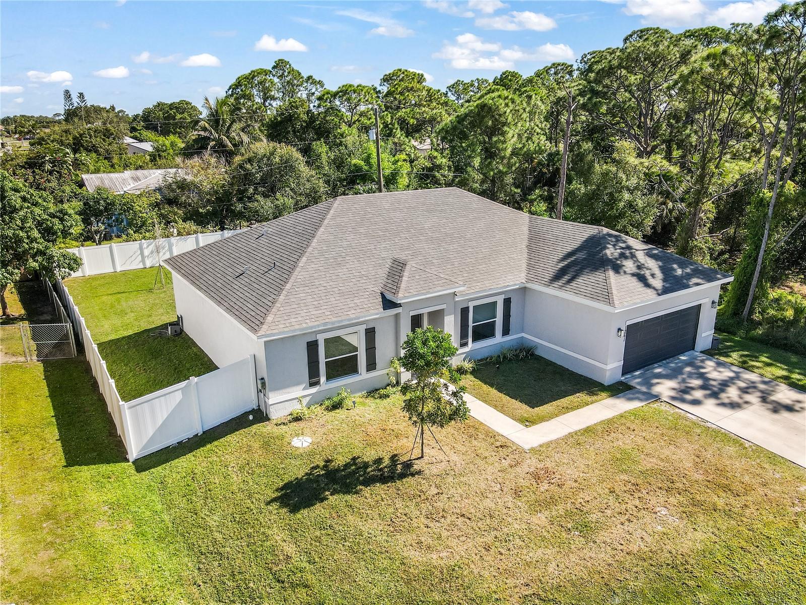 1261 SW CURRY STREET