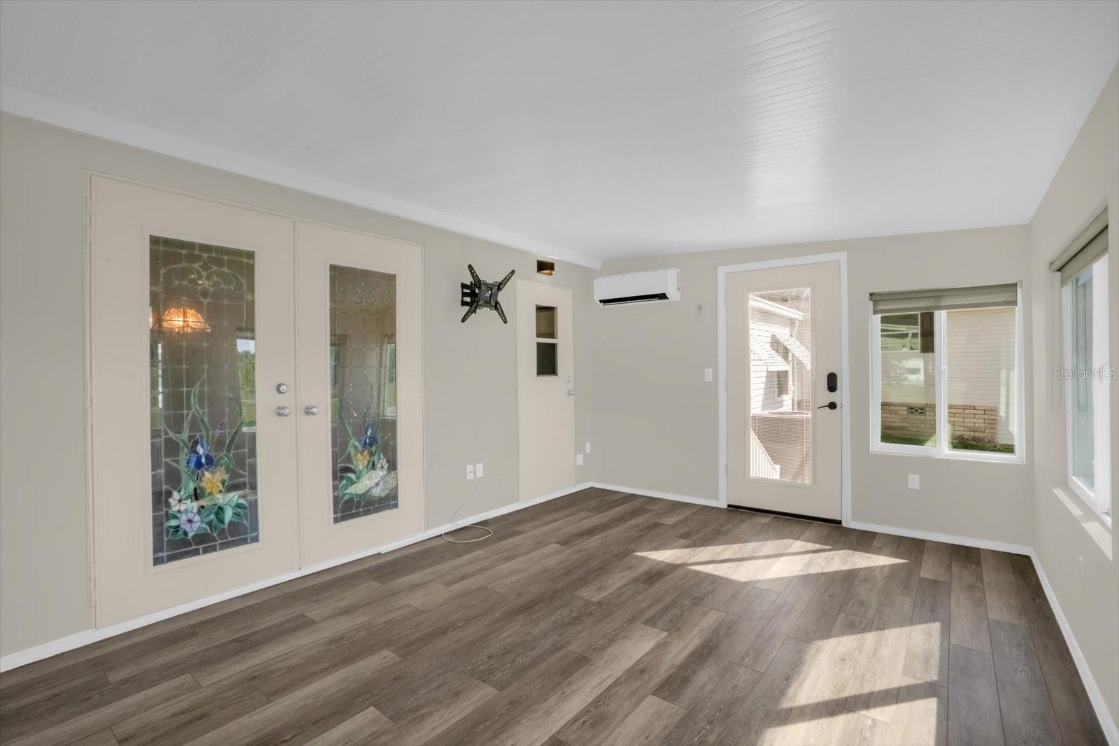 ZELLWOOD STATION COOP MH PARK - Residential