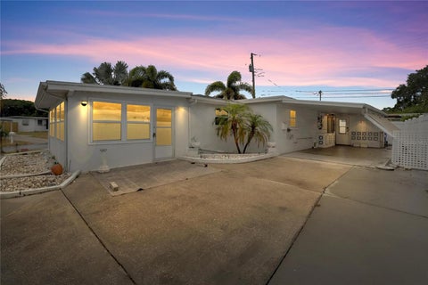 Photo of 12093 104th Lane, Largo, FL 33773 (MLS # TB8544378)