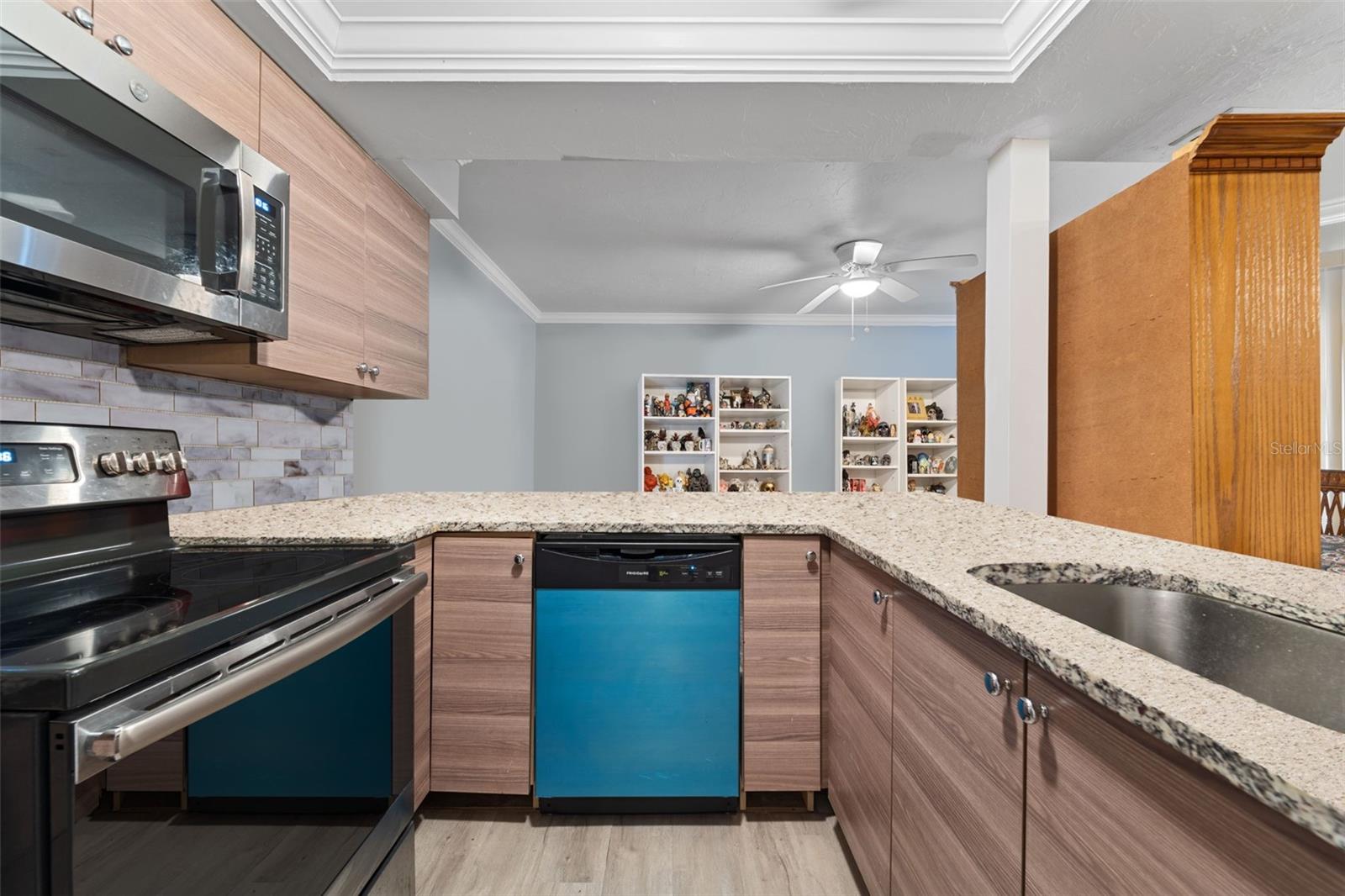 SHADYBROOK VILLAGE AMD - Residential