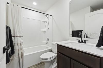 CELEBRATION POINTE - Residential