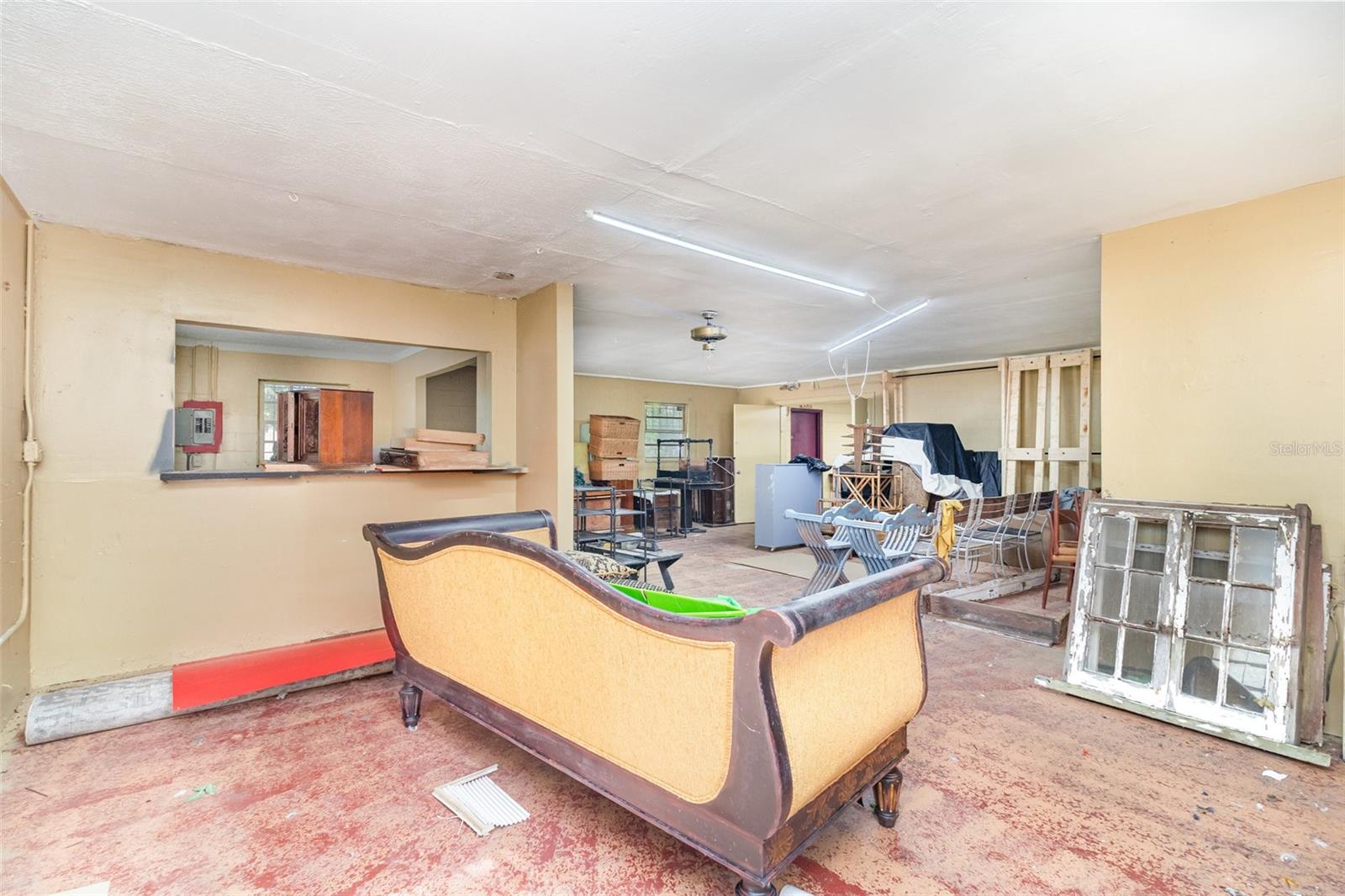 WOODRUFFS SUB FRANK L - Commercial Sale