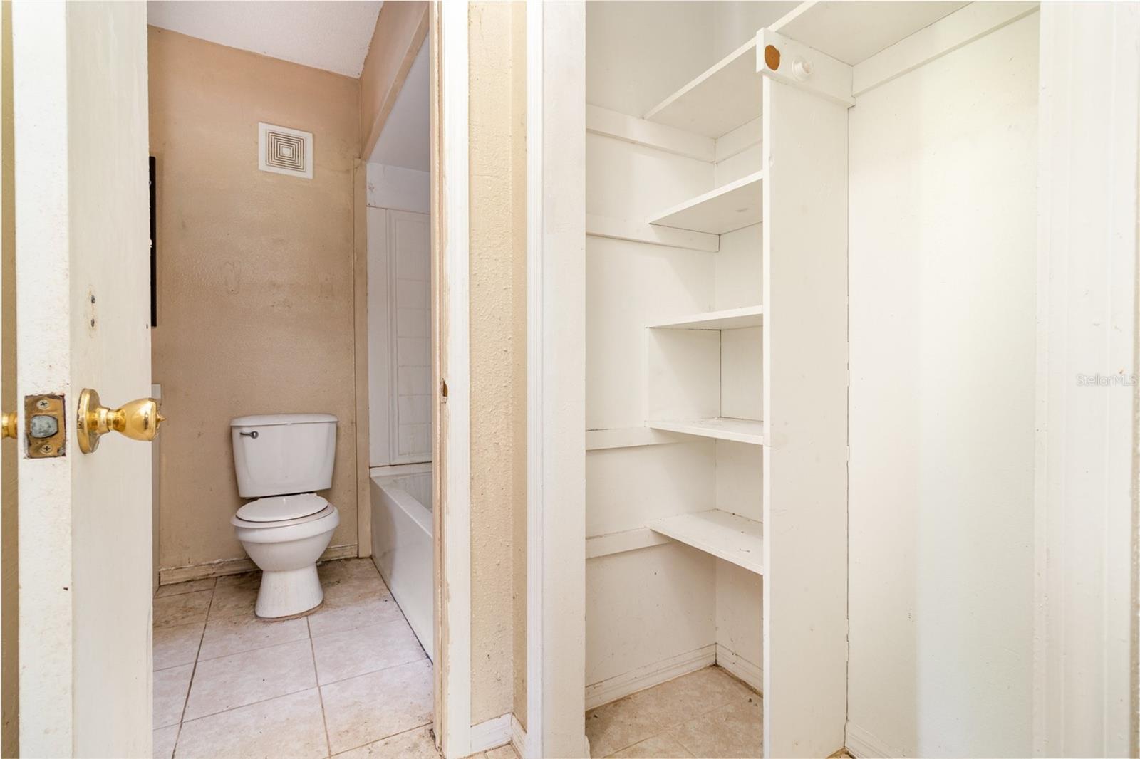 WOODRUFFS SUB FRANK L - Commercial Sale