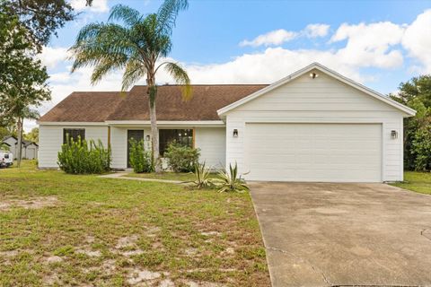 Photo of 1490 April Avenue, Deltona, FL 32725 (MLS # V4945440)