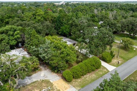 Tiny photo for 35737 Shelley Drive, Leesburg, FL 34788 (MLS # G5115914)