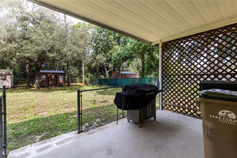 Tiny photo for 35737 Shelley Drive, Leesburg, FL 34788 (MLS # G5115914)