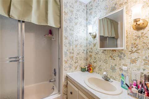 Tiny photo for 35737 Shelley Drive, Leesburg, FL 34788 (MLS # G5115914)