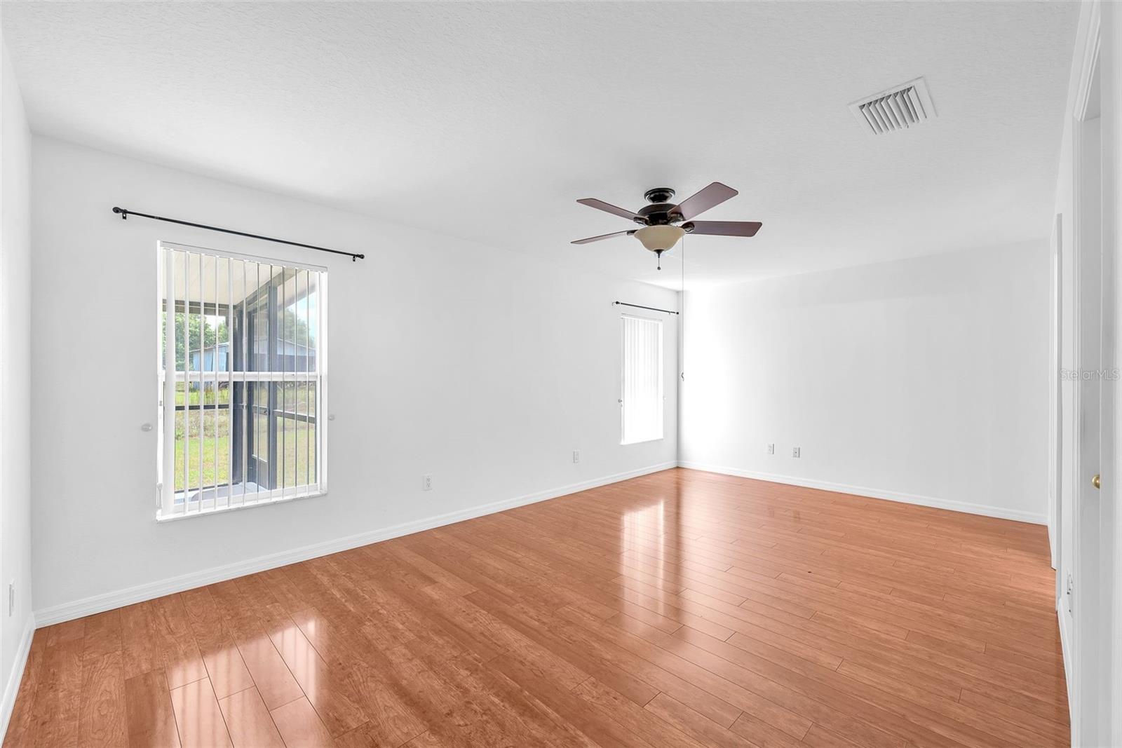 LAKE ST CHARLES UN 13 & 14 - Residential Lease