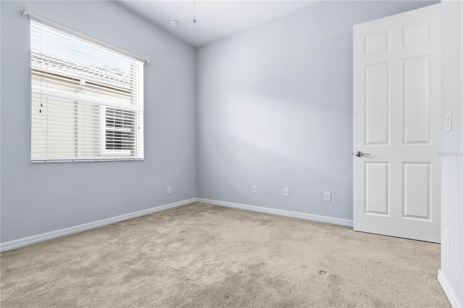 VALENCIA LAKES TR J PH 2 - Residential