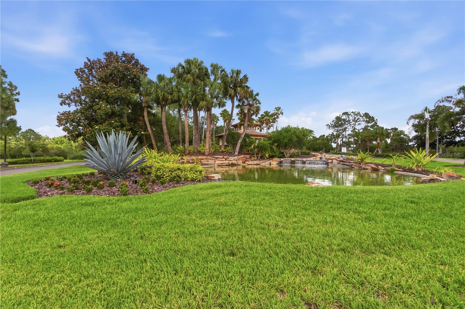 VALENCIA LAKES TR J PH 2 - Residential