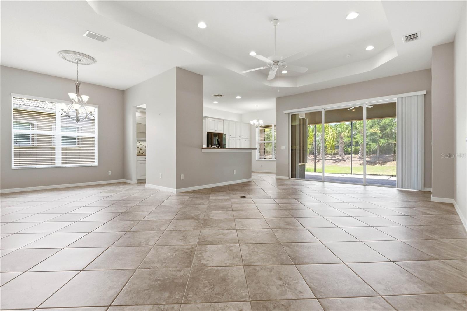 VALENCIA LAKES TR J PH 2 - Residential