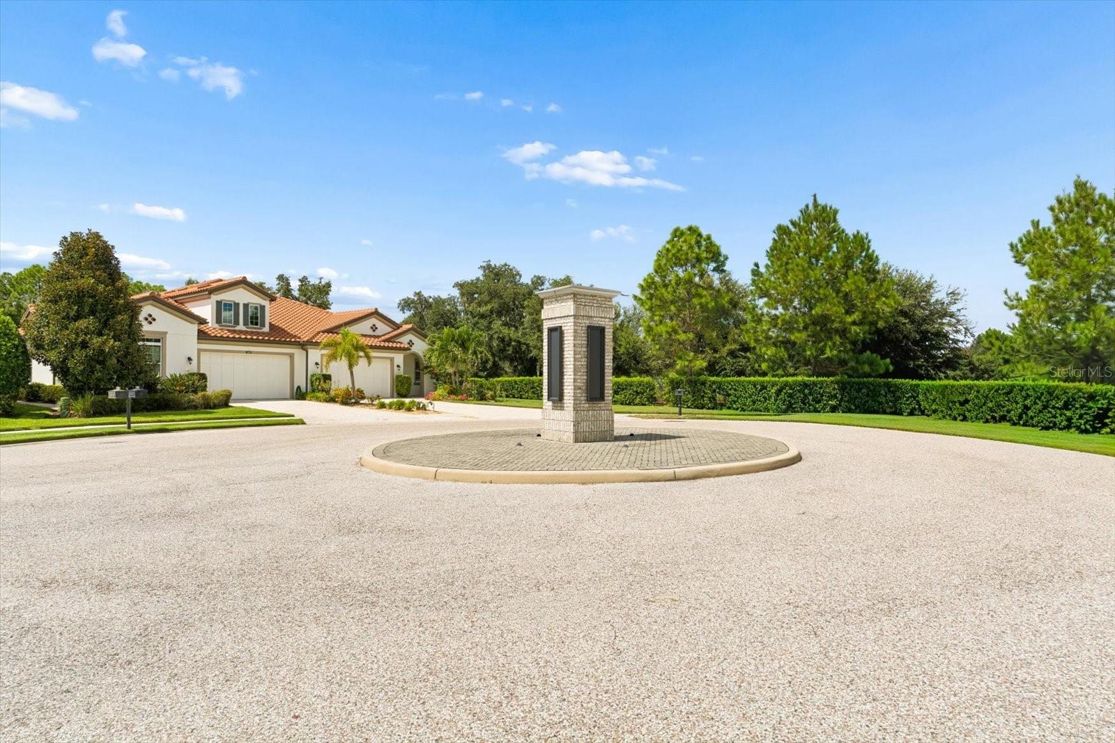 2304 STARWOOD COURT