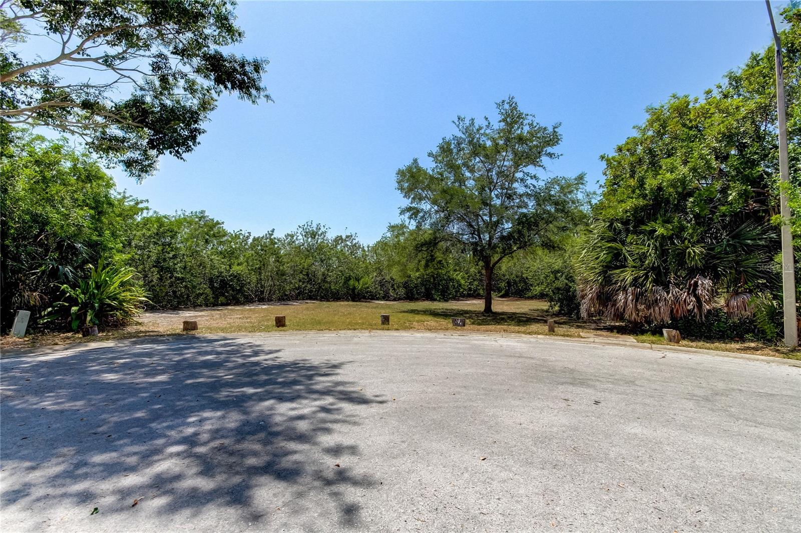 EGRET WOODS CIRCLE