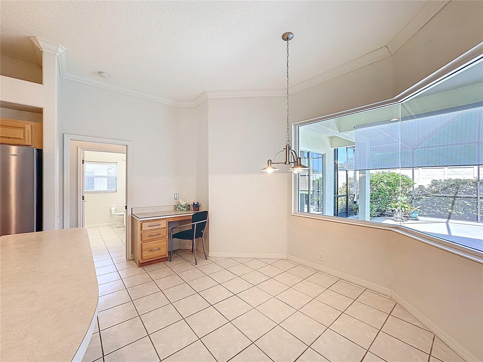 PELICAN POINTE GOLF & COUNTRY CLUB - Residential