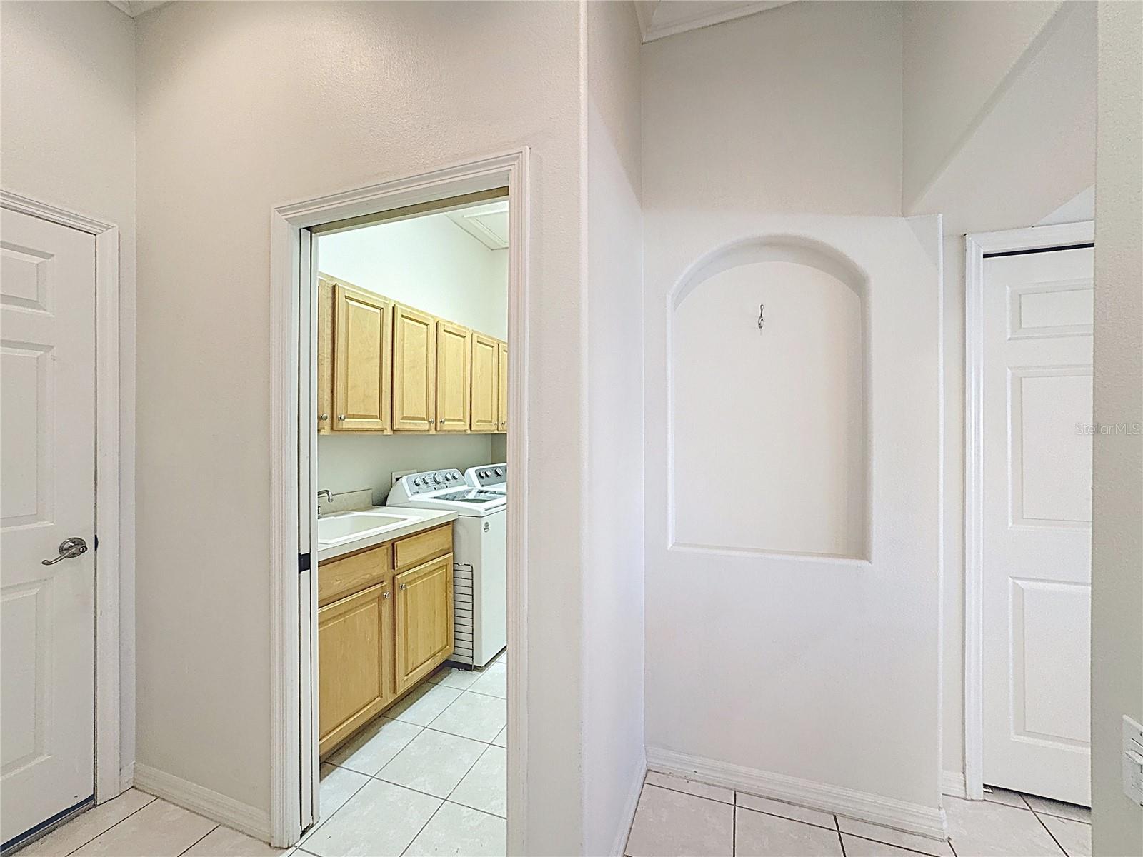 PELICAN POINTE GOLF & COUNTRY CLUB - Residential