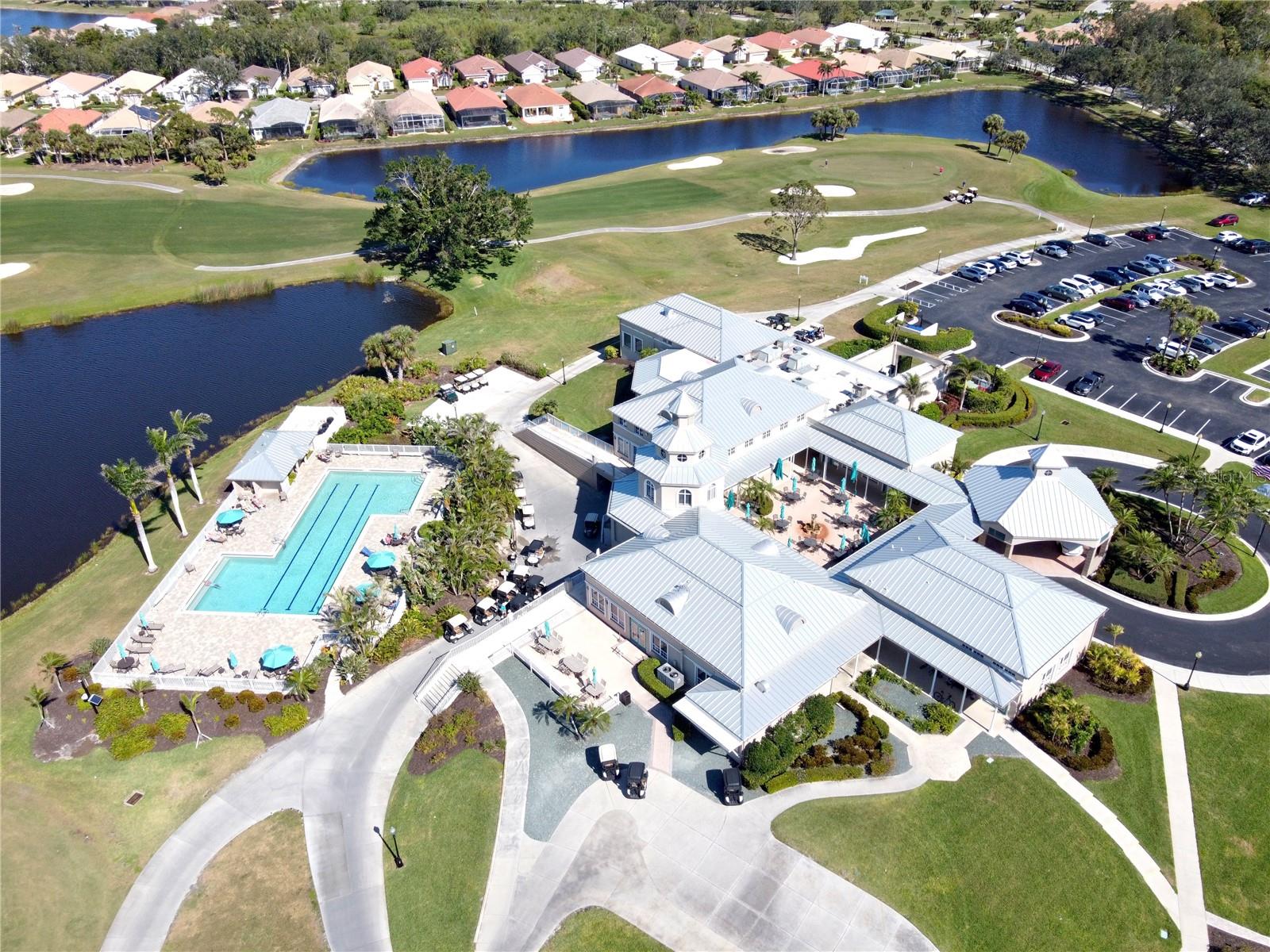 PELICAN POINTE GOLF & COUNTRY CLUB - Residential