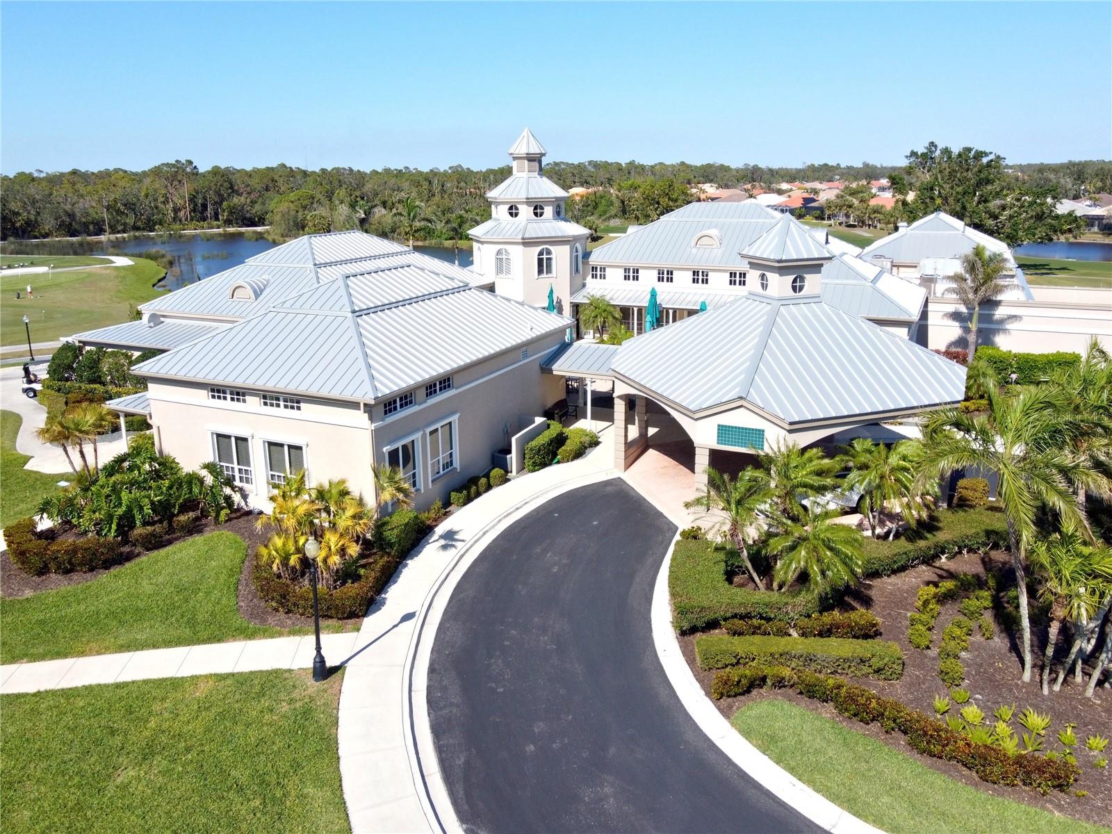 PELICAN POINTE GOLF & COUNTRY CLUB - Residential
