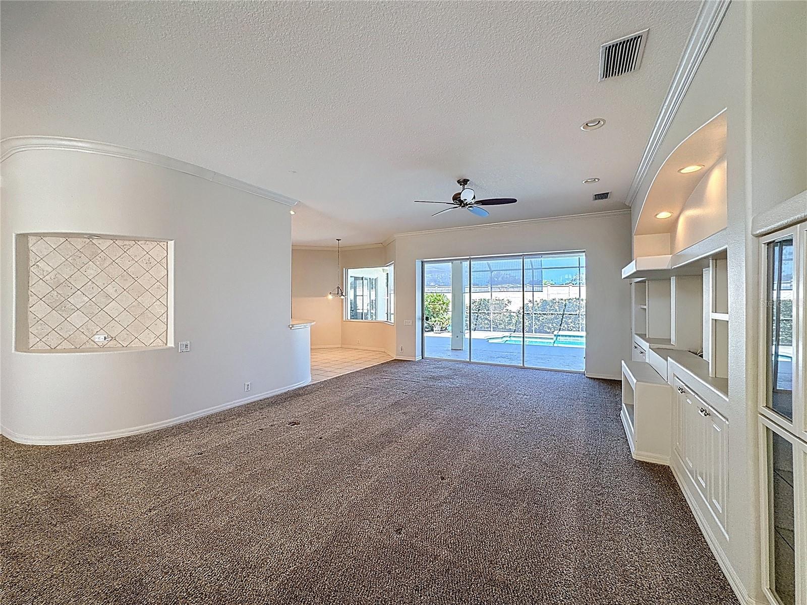 600 COCKATOO CIRCLE