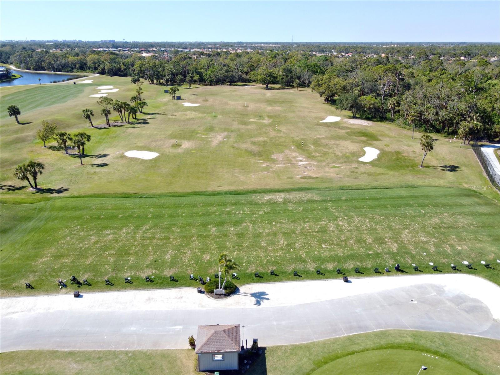 PELICAN POINTE GOLF & COUNTRY CLUB - Residential