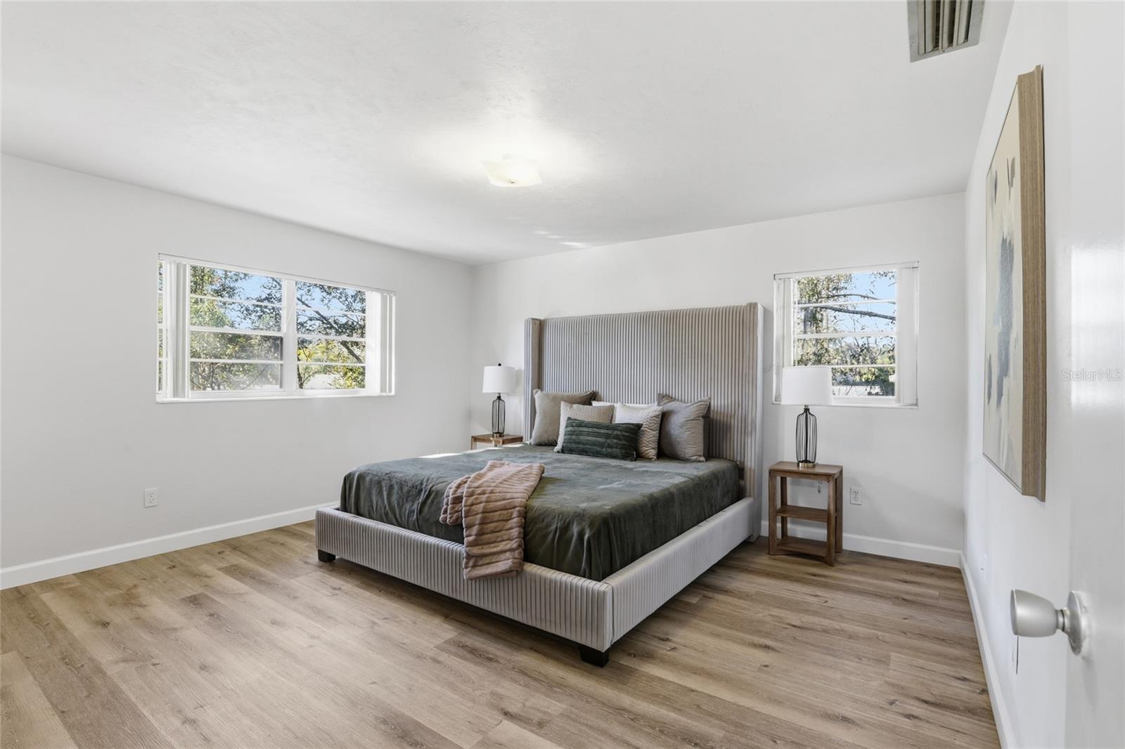 SUBURBAN HEIGHTS - Residential