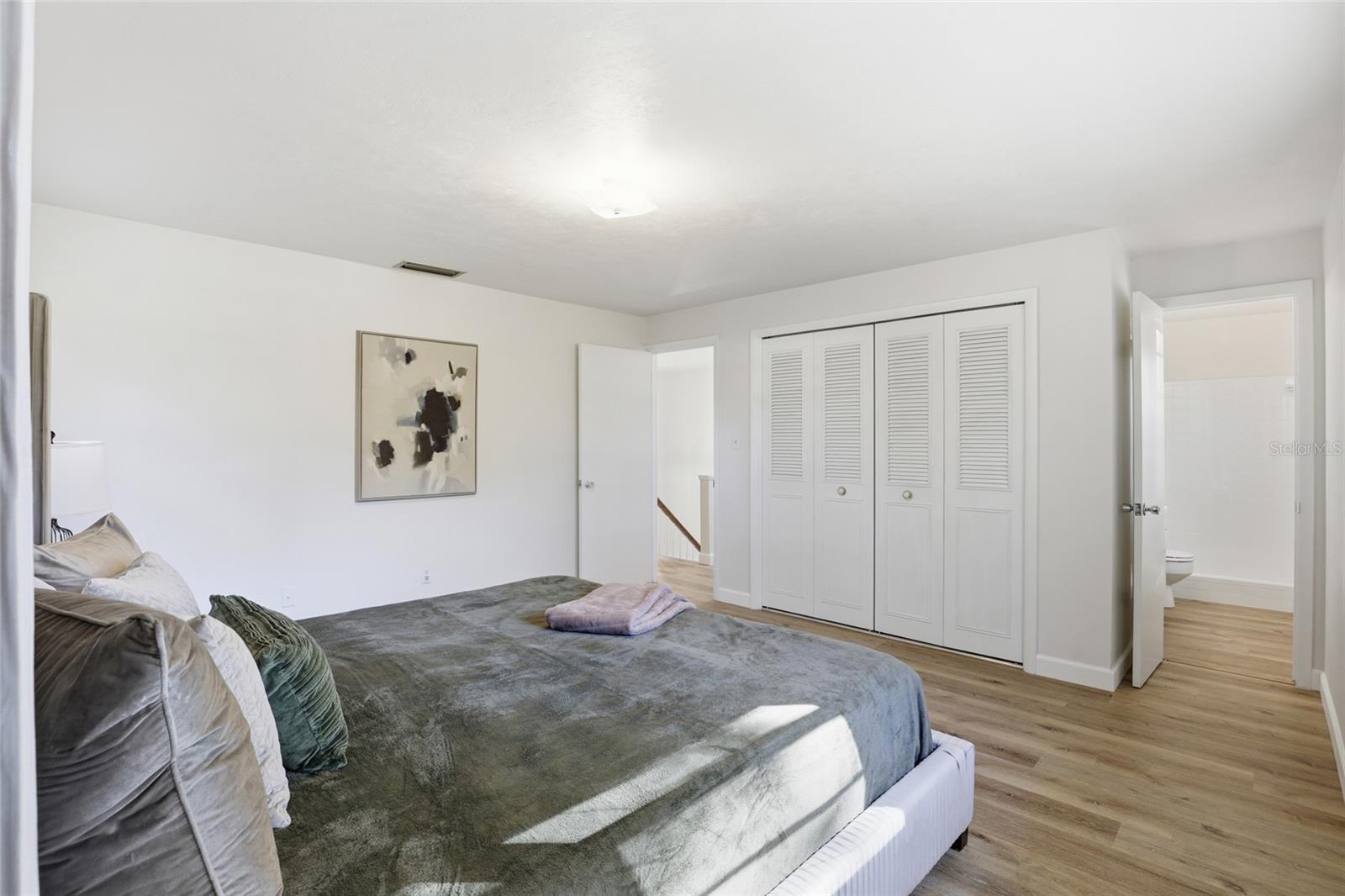 SUBURBAN HEIGHTS - Residential